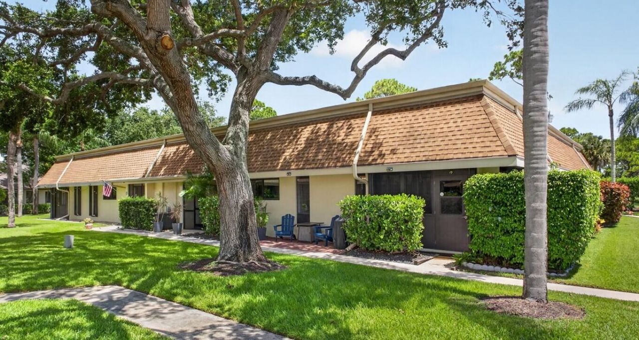 101 Half Moon Circle, Unit C, Jupiter, FL 33458 Photo