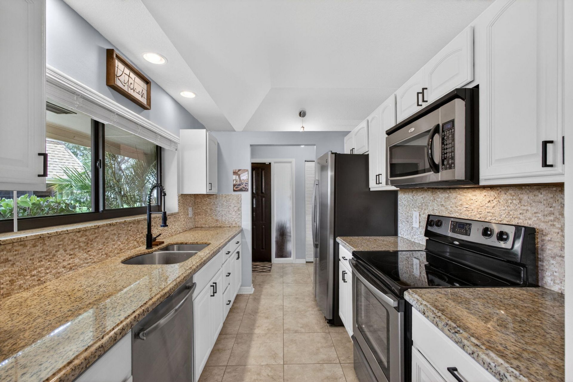 101 Half Moon Circle, Unit C, Jupiter, FL 33458 Photo