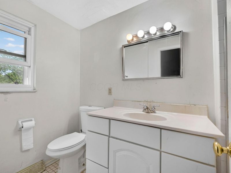 6450 Johnanne Street, Columbus, OH 43229 Photo 21