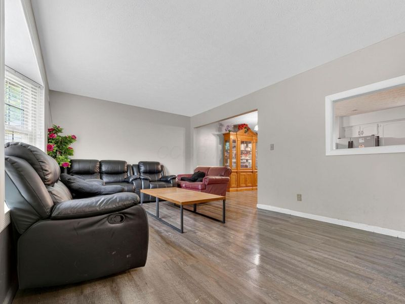 6450 Johnanne Street, Columbus, OH 43229 Photo 7