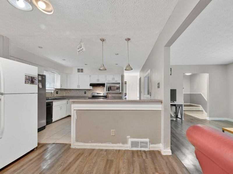 6450 Johnanne Street, Columbus, OH 43229 Photo 9