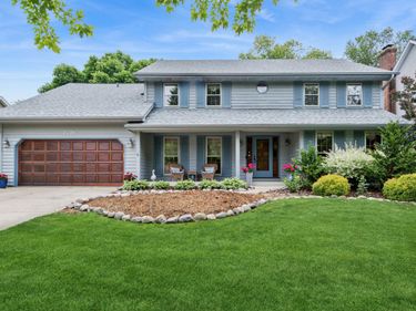2238 Remington Drive, Naperville, IL 60565
