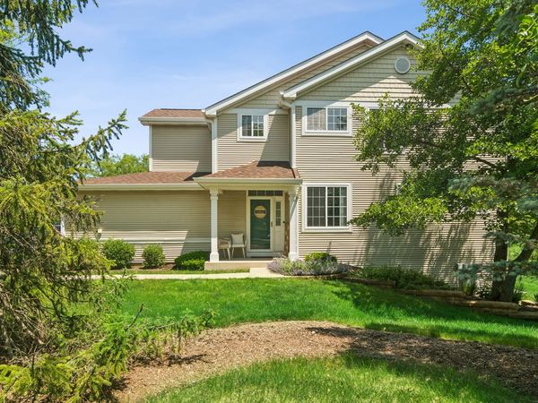 Round Lake, IL 60073