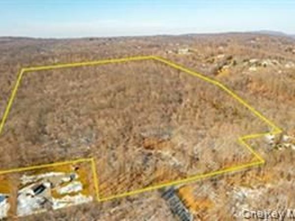 Beekman Road , Hopewell Junction, NY 12533