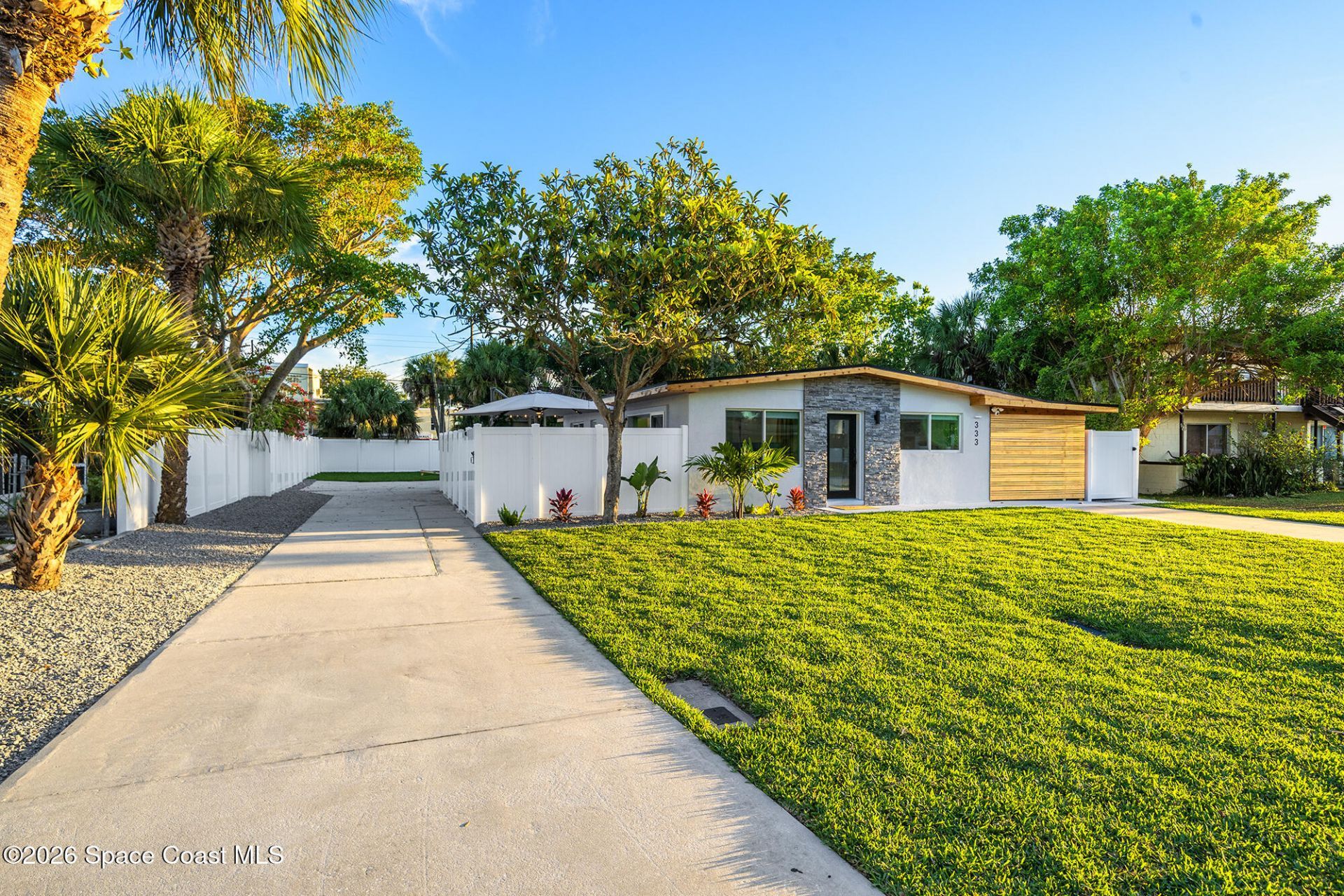 333 Tyler Avenue , Cape Canaveral, FL 32920 Photo
