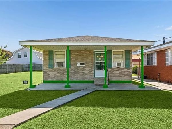 721 AVENUE F Avenue, Westwego, LA 70094