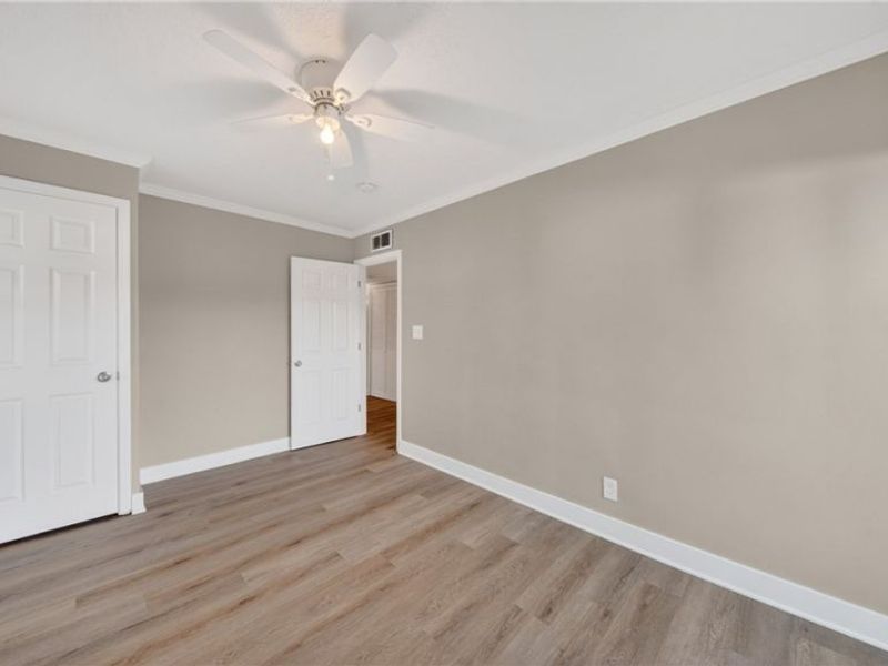 1020 Dawnwood Drive, Parma, OH 44134 Photo 8