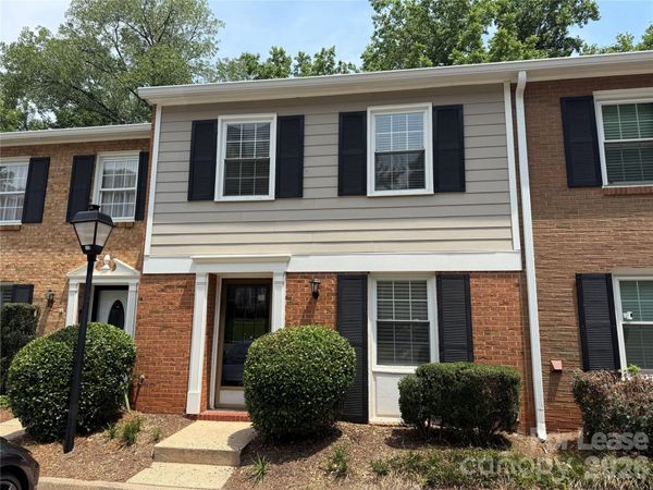 4605 Hedgemore Drive , Charlotte, NC 28209