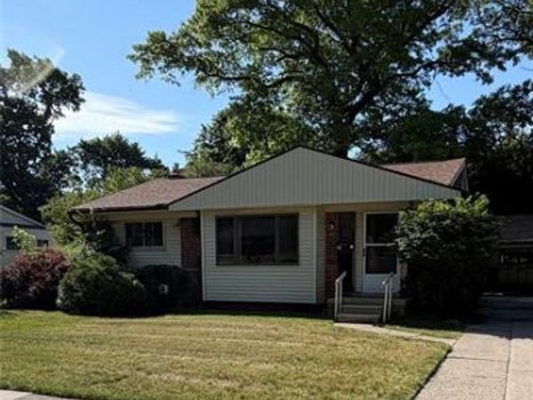 267 Winry Drive , Rochester Hills, MI 48307