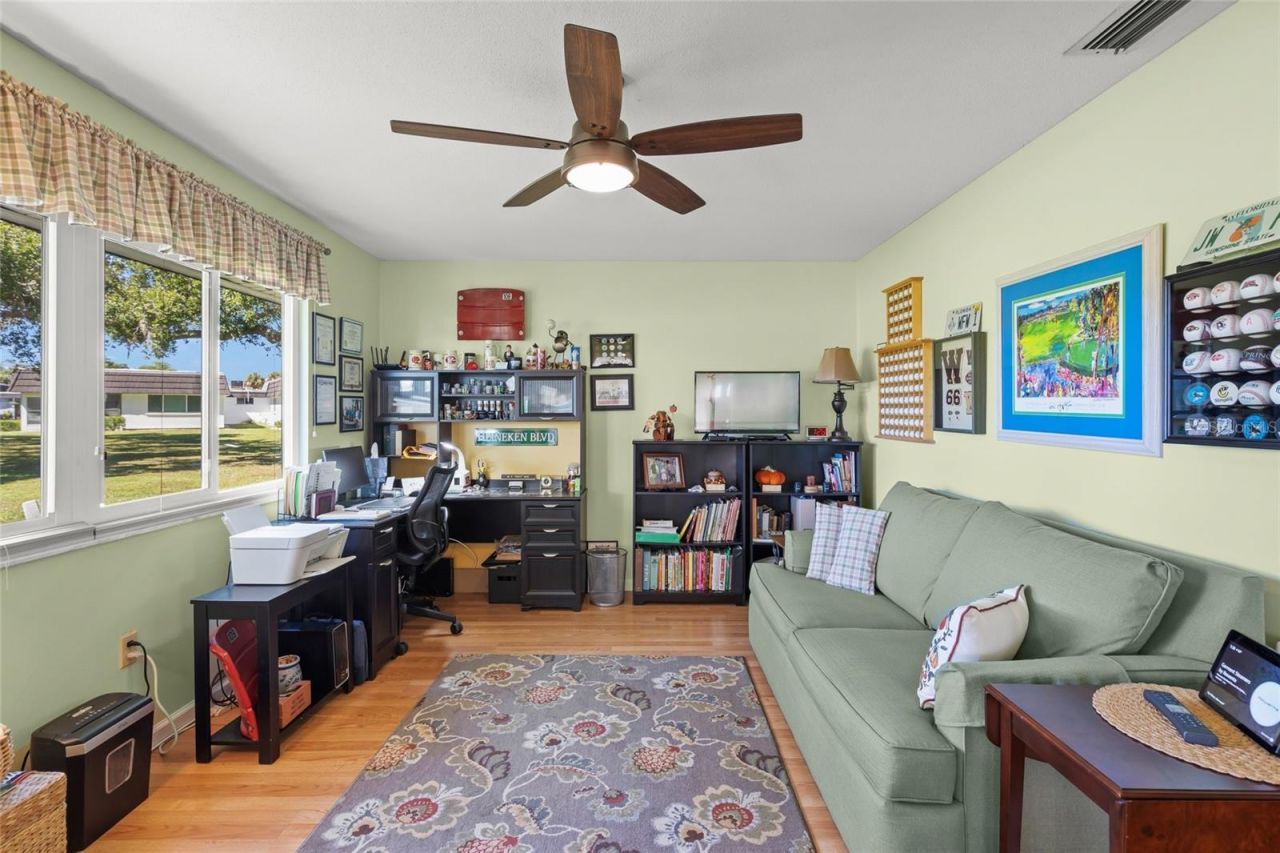 1325 Glen Oaks Drive E, Unit 133, Sarasota, FL 34232 Photo