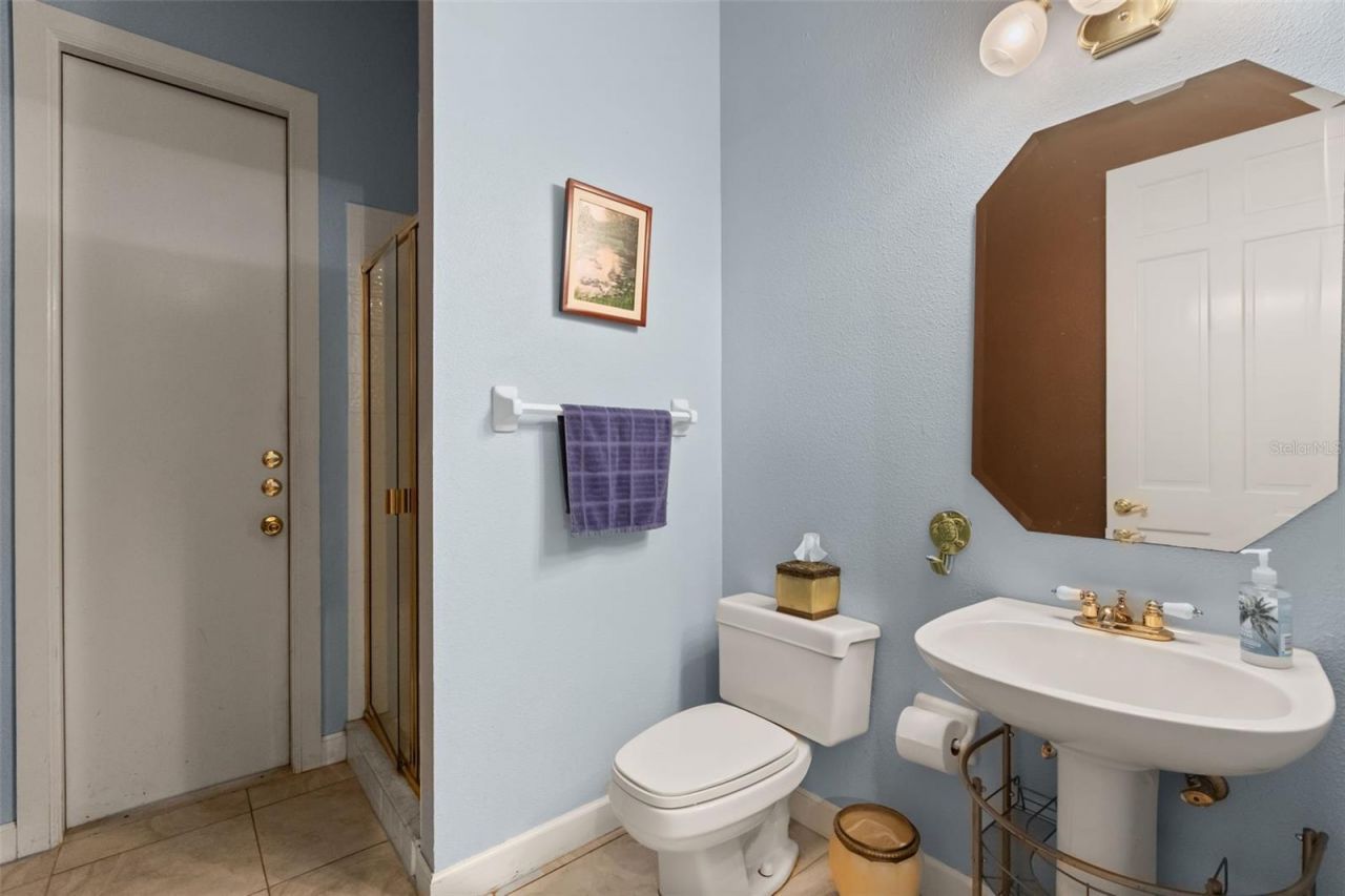 1521 Edgewater Drive , Mount Dora, FL 32757 Photo
