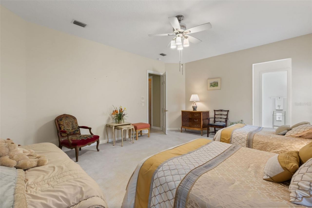 1521 Edgewater Drive , Mount Dora, FL 32757 Photo