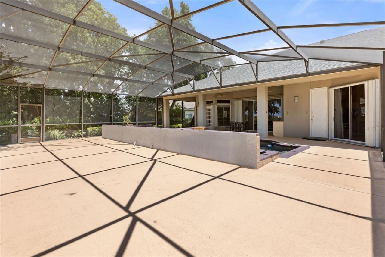 1521 Edgewater Drive , Mount Dora, FL 32757 Photo