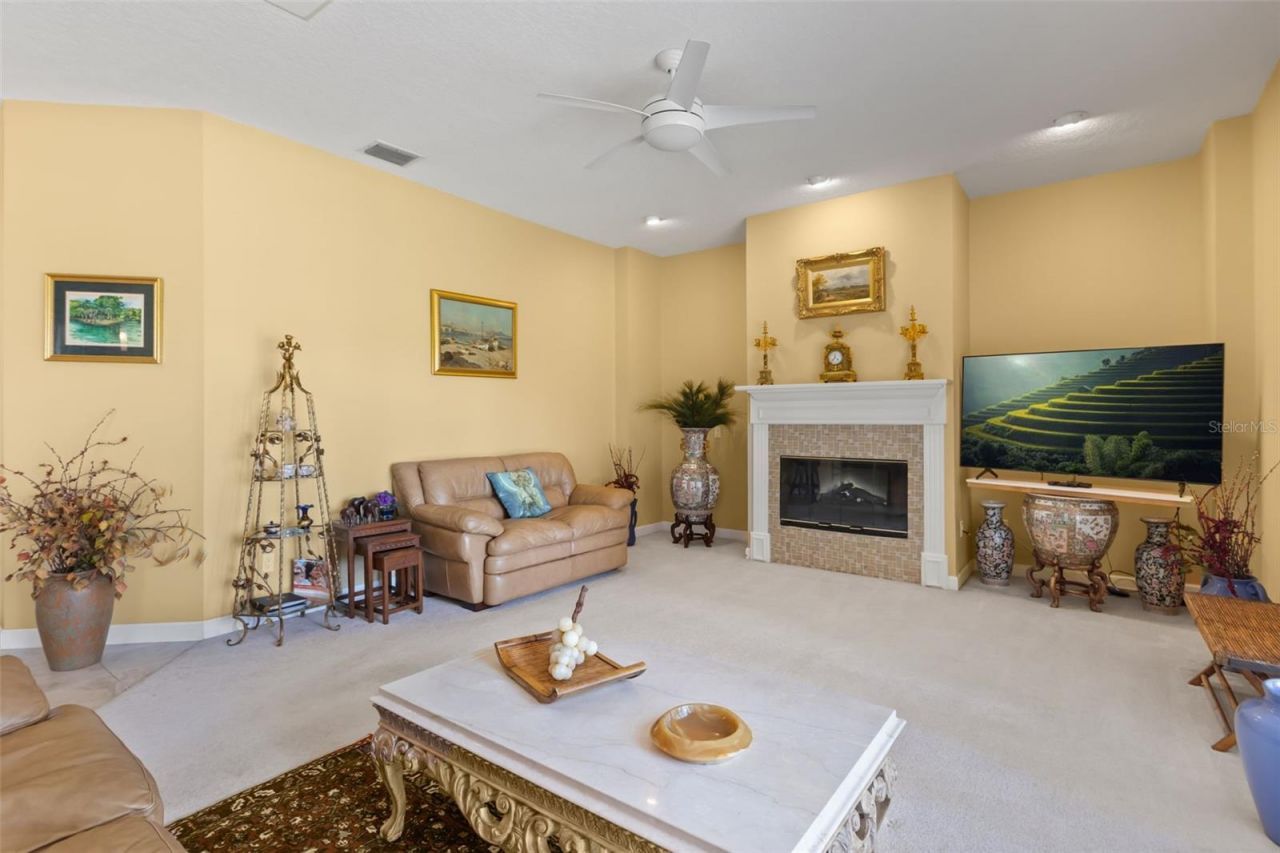 1521 Edgewater Drive , Mount Dora, FL 32757 Photo