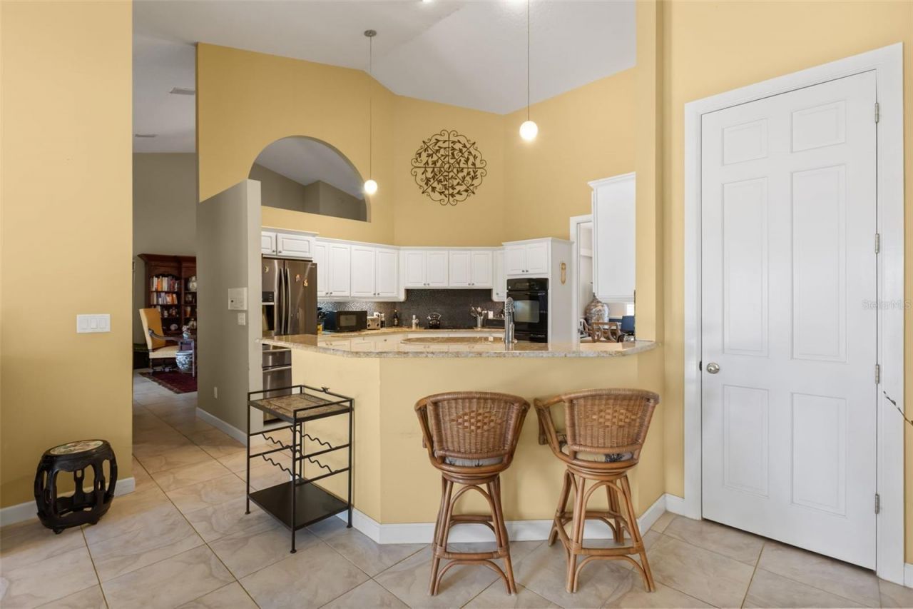 1521 Edgewater Drive , Mount Dora, FL 32757 Photo