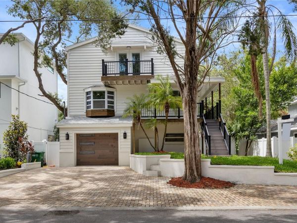 3232 W OAKELLAR AVENUE , TAMPA, FL 33611