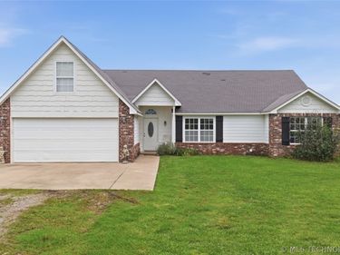 2501 E 171st Street S, Mounds, OK 74047