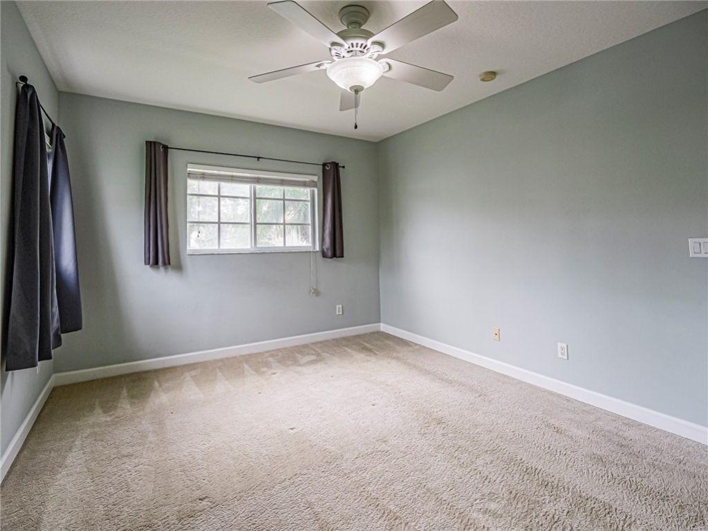 524 7th Square, Unit 101, Vero Beach, FL 32962 Photo
