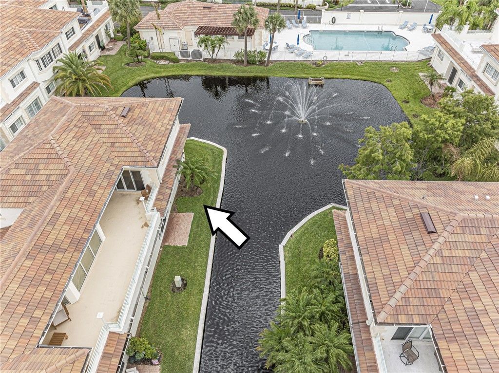 524 7th Square, Unit 101, Vero Beach, FL 32962 Photo