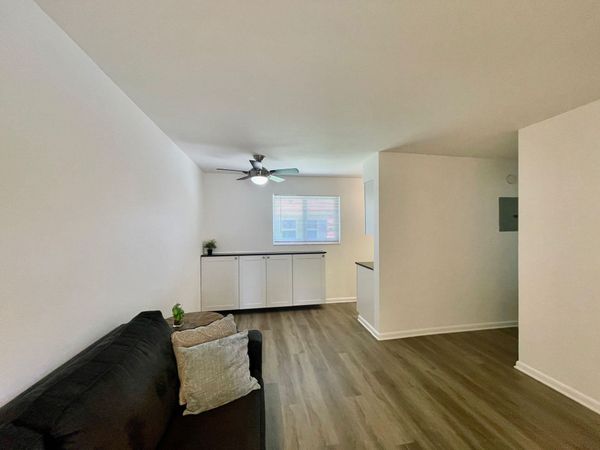 1704 NE 9th Street, Fort Lauderdale, FL 33304