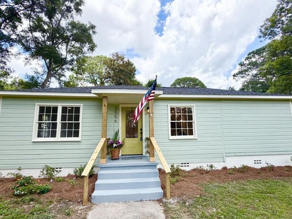 235 SW 21st Way, Fort Lauderdale, FL 33312