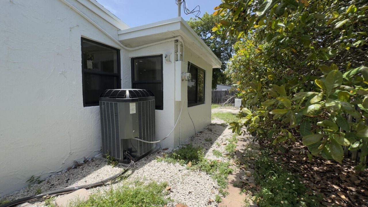 235 SW 21st Way, Fort Lauderdale, FL 33312 Photo