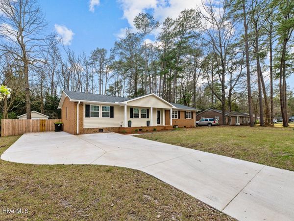2211 Steeple Chase Drive , Trent Woods, NC 28562