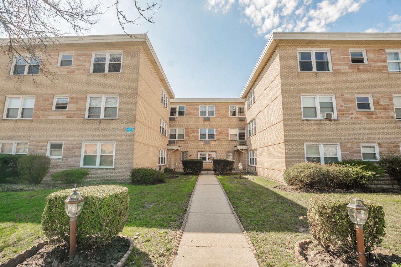 4629 Main Street , Unit 3A, Skokie, IL 60076 Main Photo