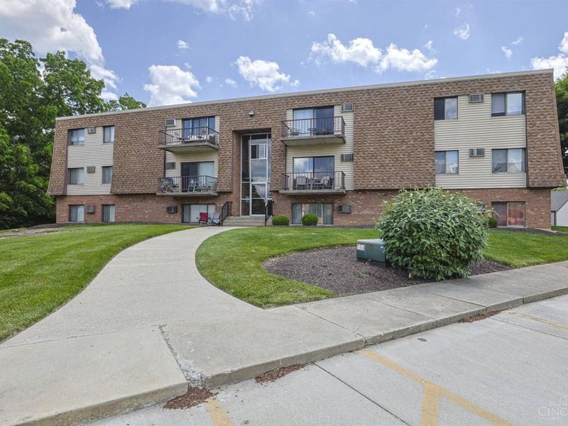 6640 Hearne Road, Unit 172, Cincinnati, OH 45248 Photo 2