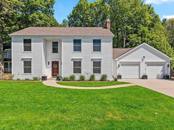 2595 EDGEWOOD LANE, Green Bay, WI 54302