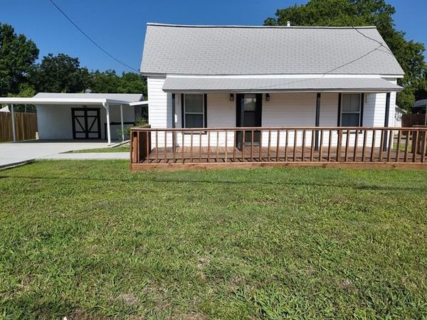 215 S Walker Street, Mesquite, TX 75149