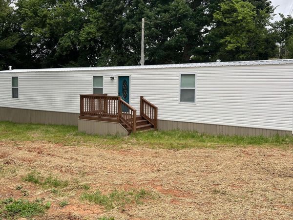 9960 Shaw Ferry Rd, Lenoir City, TN 37772