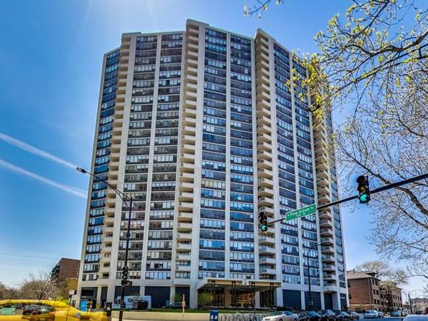 3930 N Pine Grove Avenue , Unit 514, Chicago, IL 60613