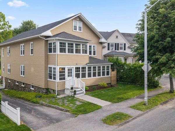 2 Davidson Rd, Worcester, MA 01605