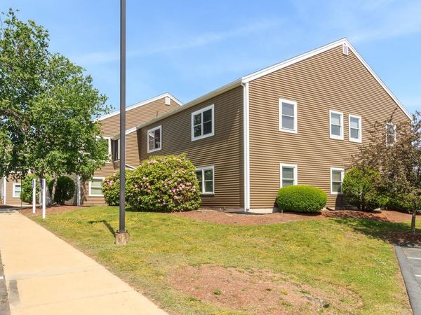45 Stiles Road, Unit 206, Salem, NH 03079