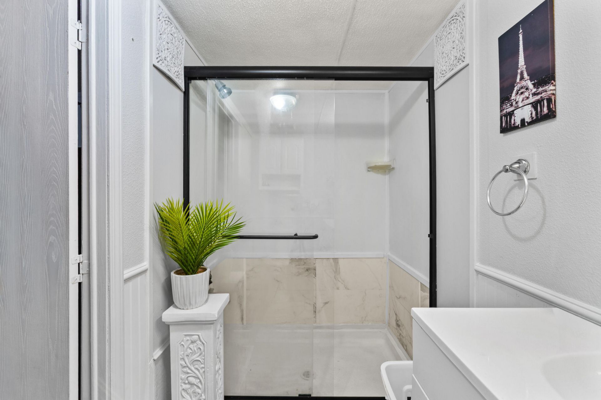 286 Jonathan Lane Photo 12