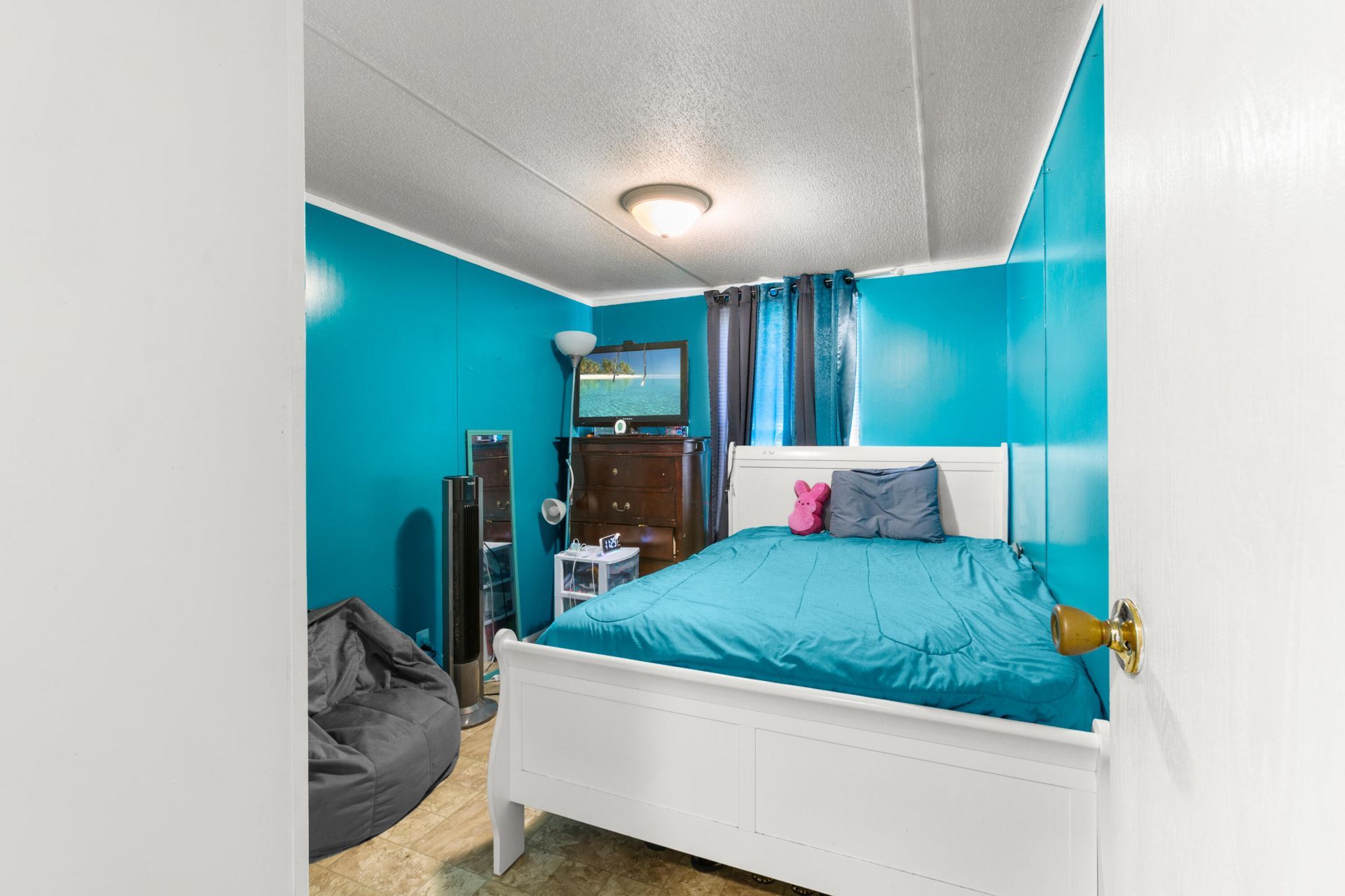 286 Jonathan Lane Photo 13