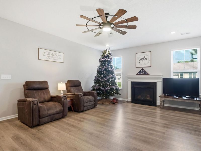 405 Halton Drive , Pataskala, OH 43062 Photo 6
