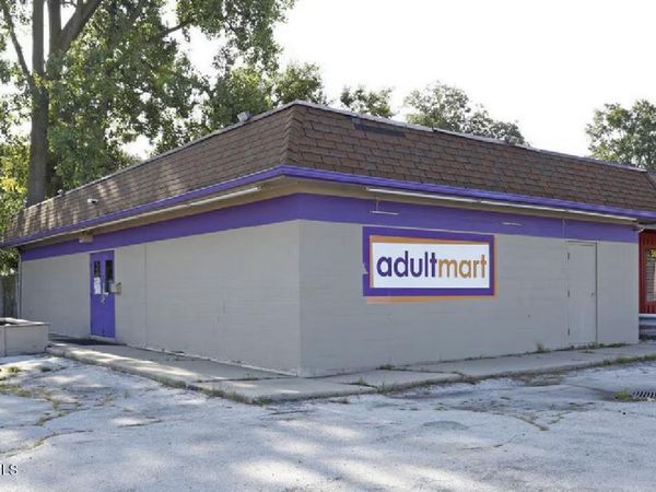 1124 N Reynolds Road , Toledo, OH 43615