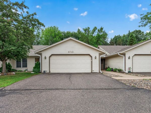 6710 Buckley Circle, Inver Grove Heights, MN 55076