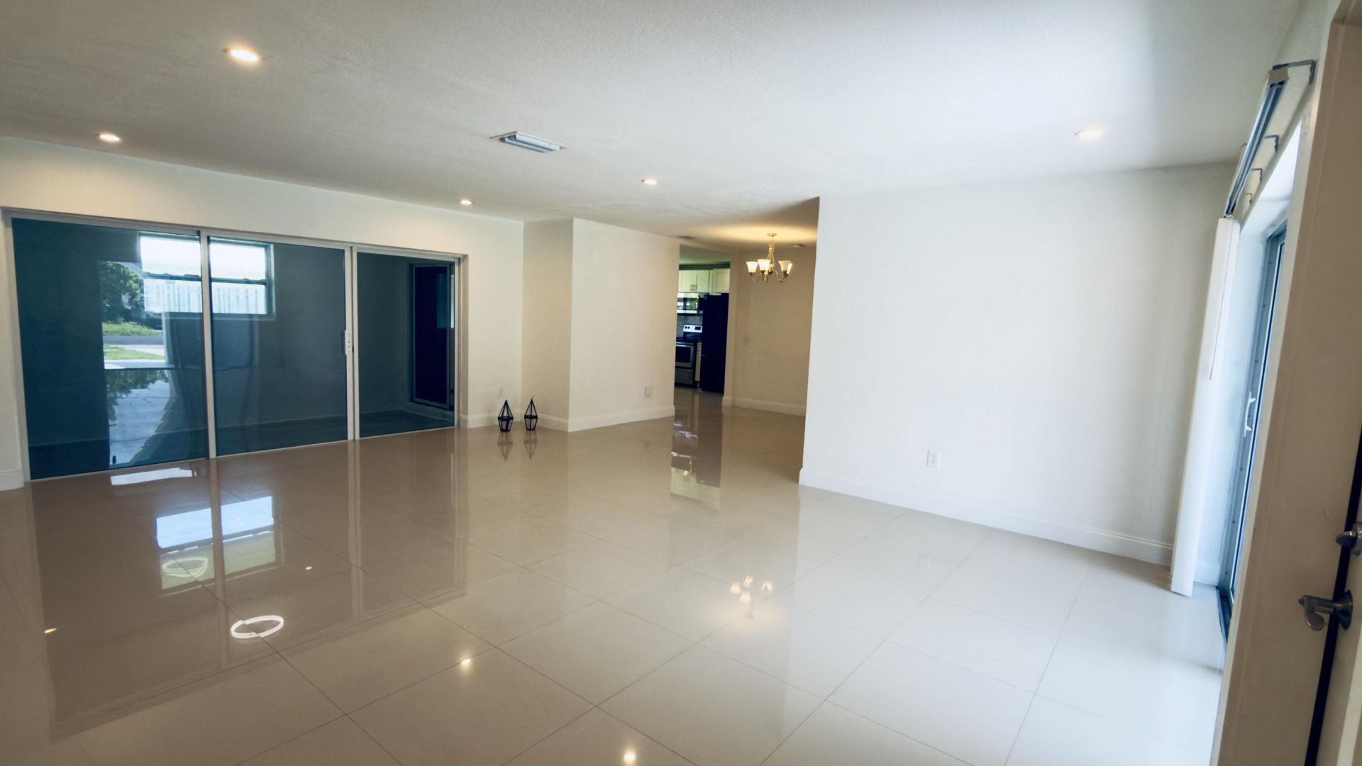 8421 NW 21st Court, Sunrise, FL 33322 Photo