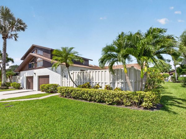 9622 Boca Gardens Parkway, Unit B, Boca Raton, FL 33496
