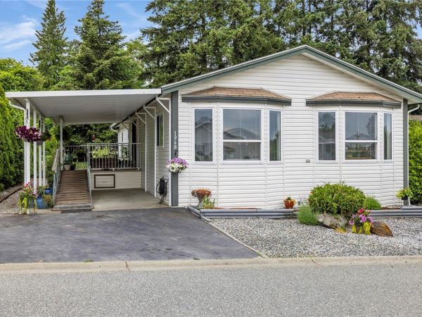 1948 Valley Oak Dr, Nanaimo, BC V9R 6N1