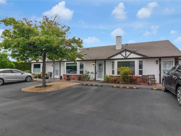 120 Finholm St N, Unit #63, Parksville, BC V9P 1J5