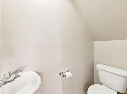 2167 Rainbow Road, South Lake Tahoe, CA 96150 Photo