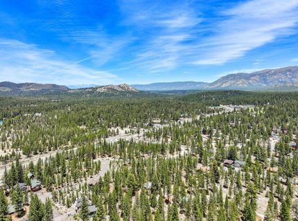 2167 Rainbow Road, South Lake Tahoe, CA 96150 Photo