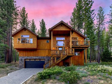 1694 Tionontati Street, South Lake Tahoe, CA 96150