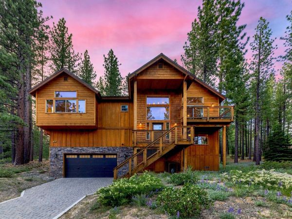 1694 Tionontati Street, South Lake Tahoe, CA 96150