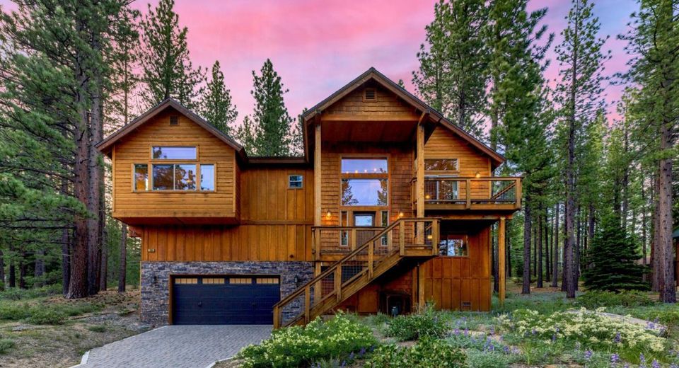 1694 Tionontati Street, South Lake Tahoe, CA 96150 Photo
