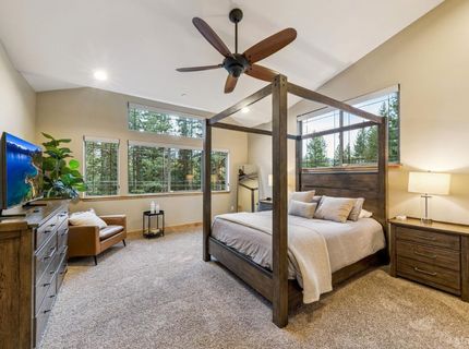 1694 Tionontati Street, South Lake Tahoe, CA 96150 Photo